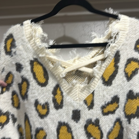 Leopard sweater - Picture 3 of 5